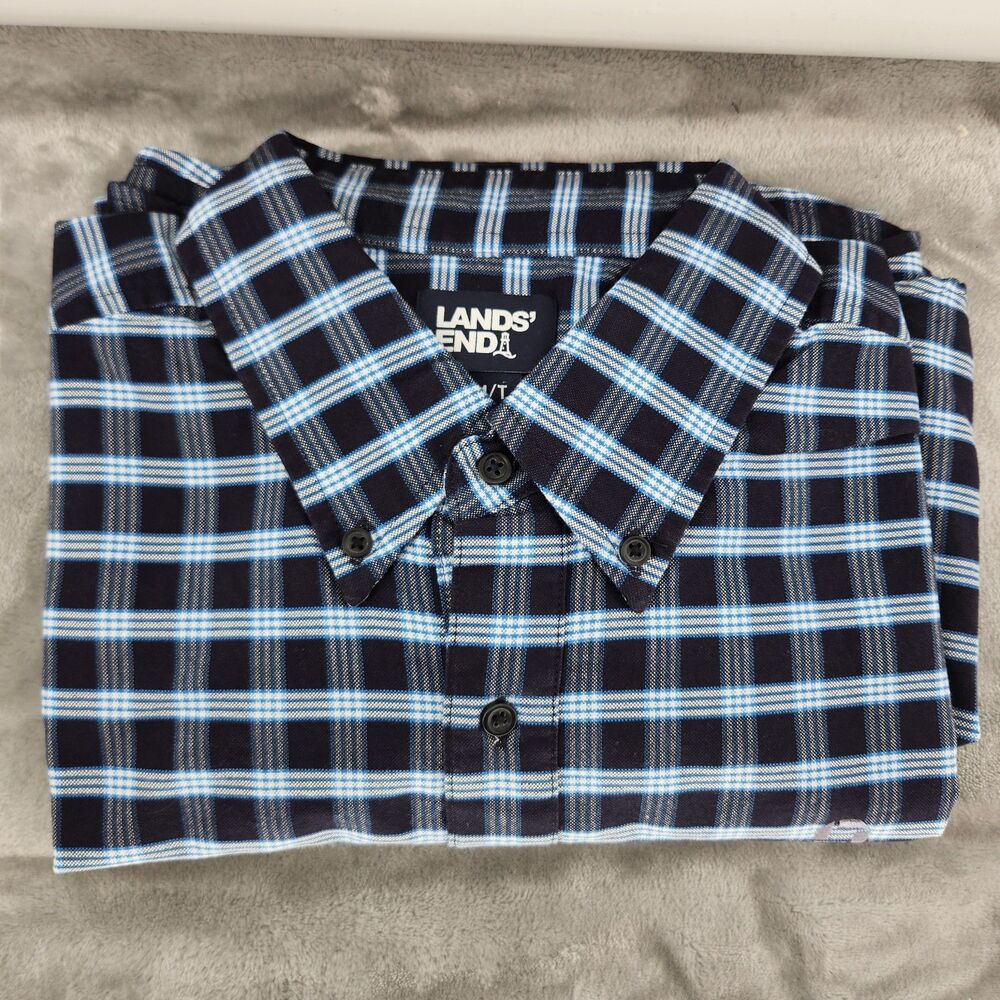 Land's End Men's MT 15-15.5 Blue Checkered Long Sleeve Dress Shirt Chase Logo